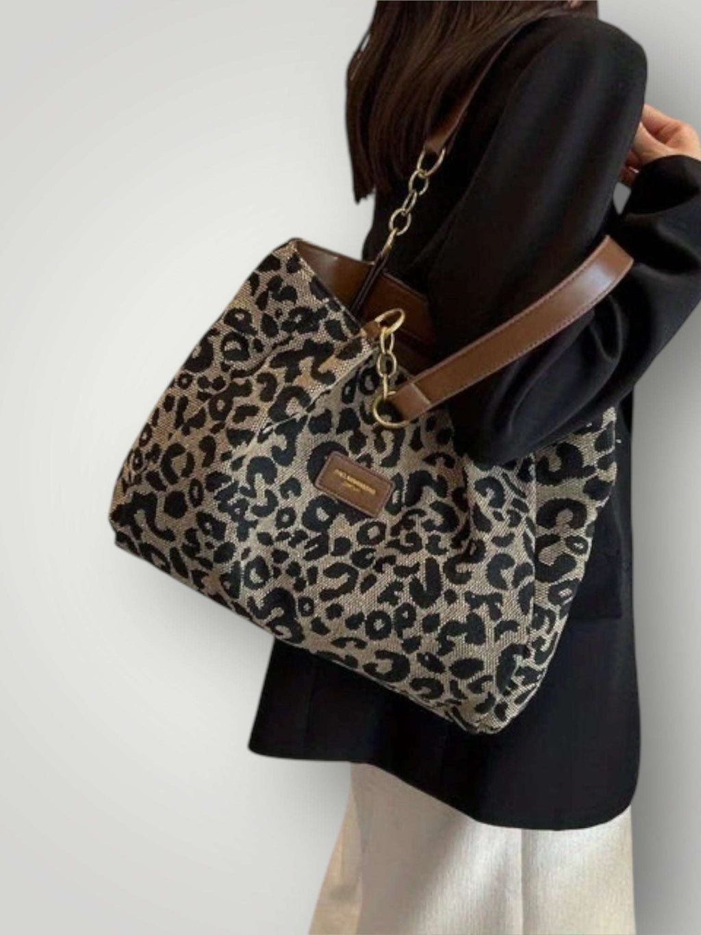 Leonara | Bolso bandolera con estampado de leopardo
