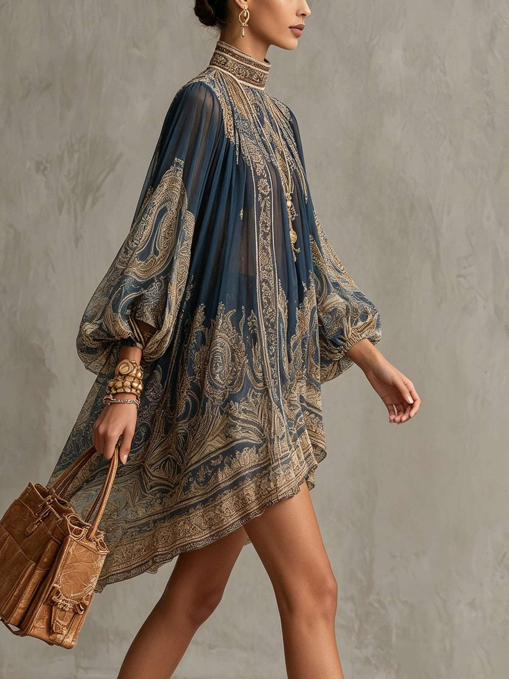 Marianna | Mini vestido de gasa azul marino con estampado barroco dorado